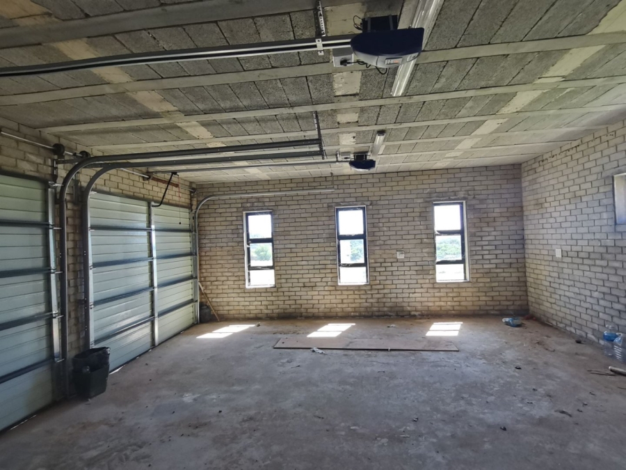 5 Bedroom Property for Sale in Royalston Residential Estate and Wildlife Reserve Eastern Cape